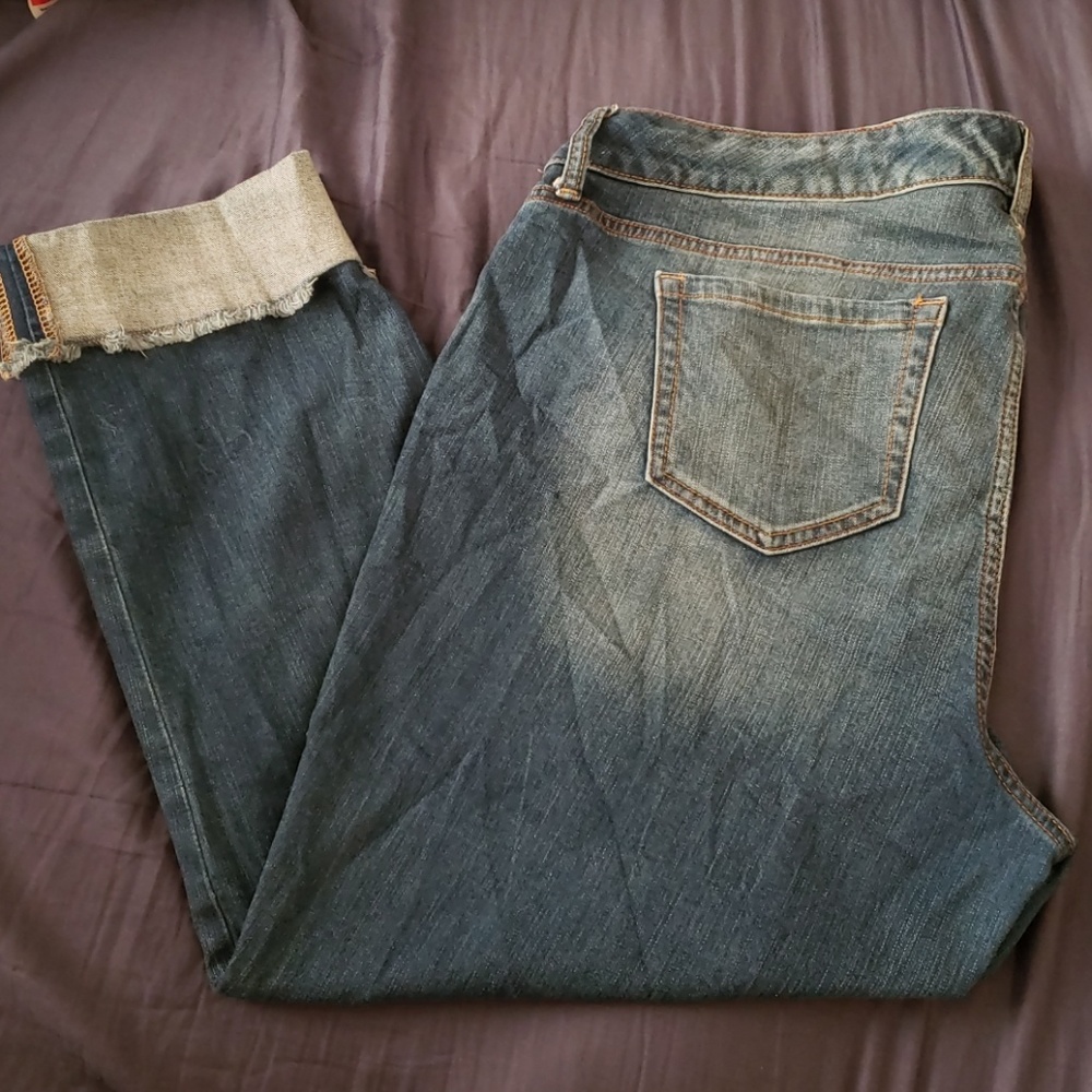 TORRID BOYFRIEND CAPRIS